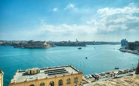 1Bedroom-Stunning Views In Valletta Center Jspi1-1